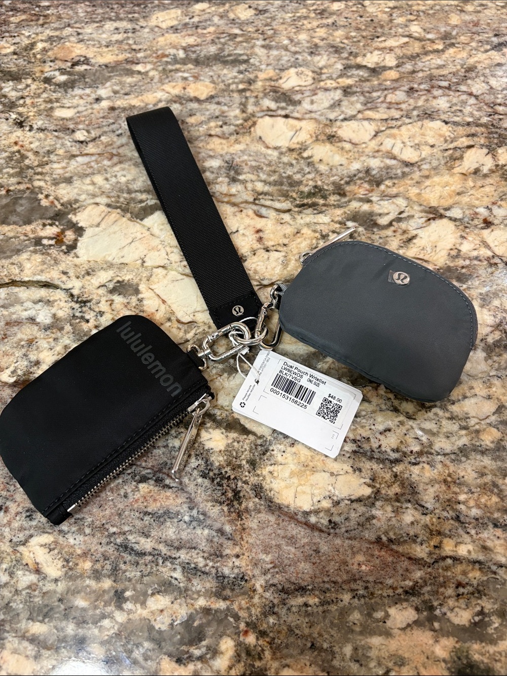 NWT Lululemon Dual Pouch Wristlet